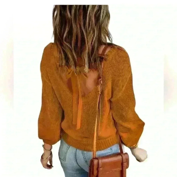 Women's  Sweater - Picture 1 of 4